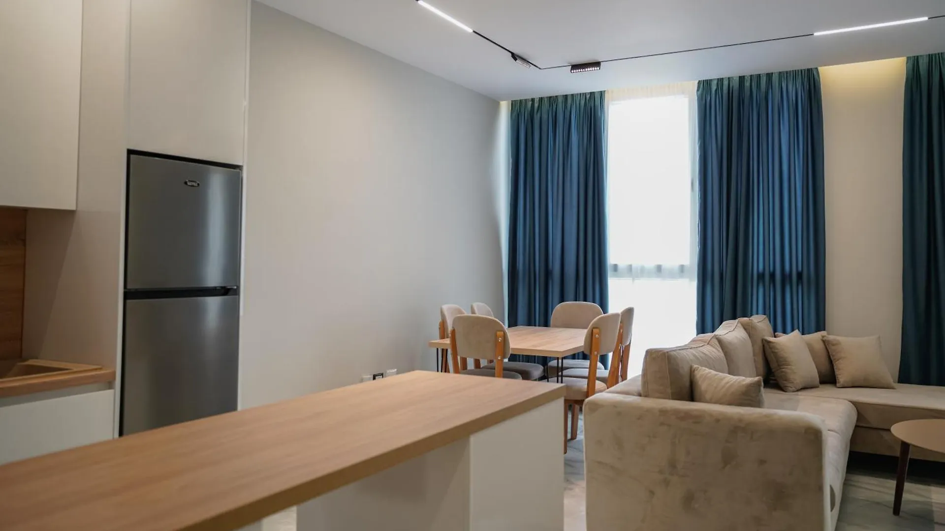 Azura Adriatik Apartments ゴーレム アルバニア